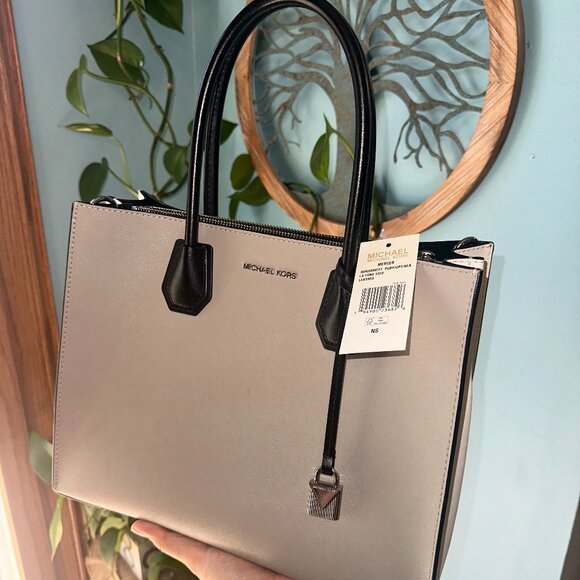 Michael Kors Mercer Tote LIKE NEW with tags - Picture 1 of 4